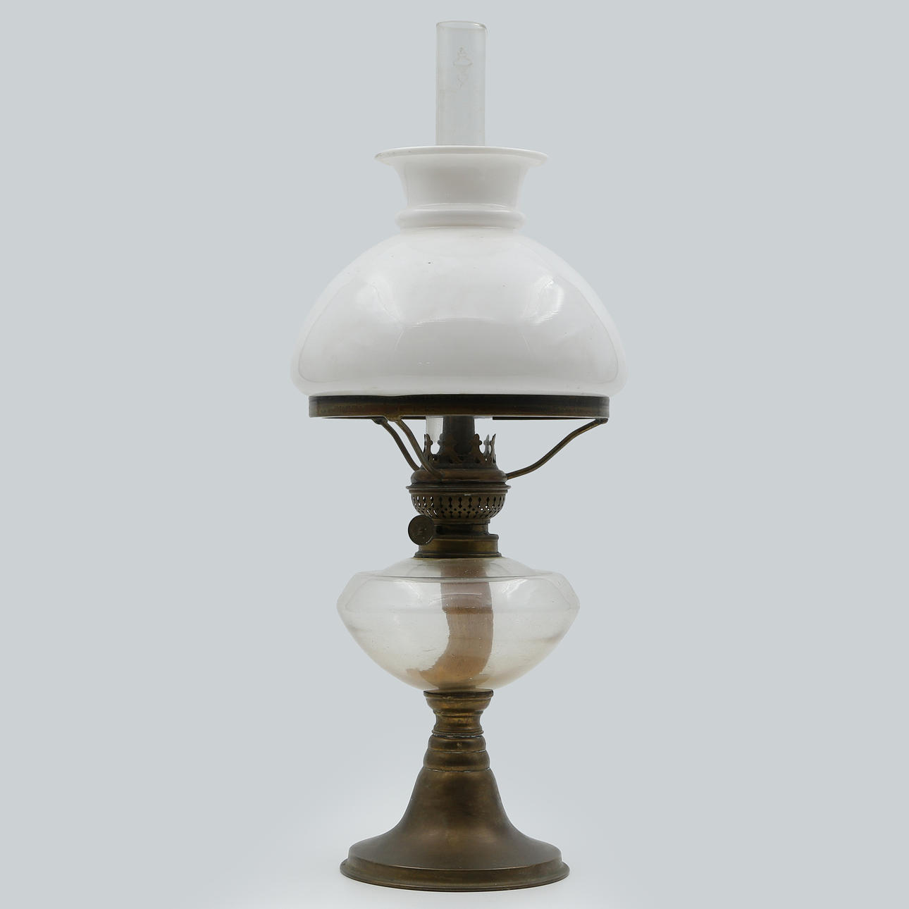 KEROSENE LAMP, 19th/20th century.