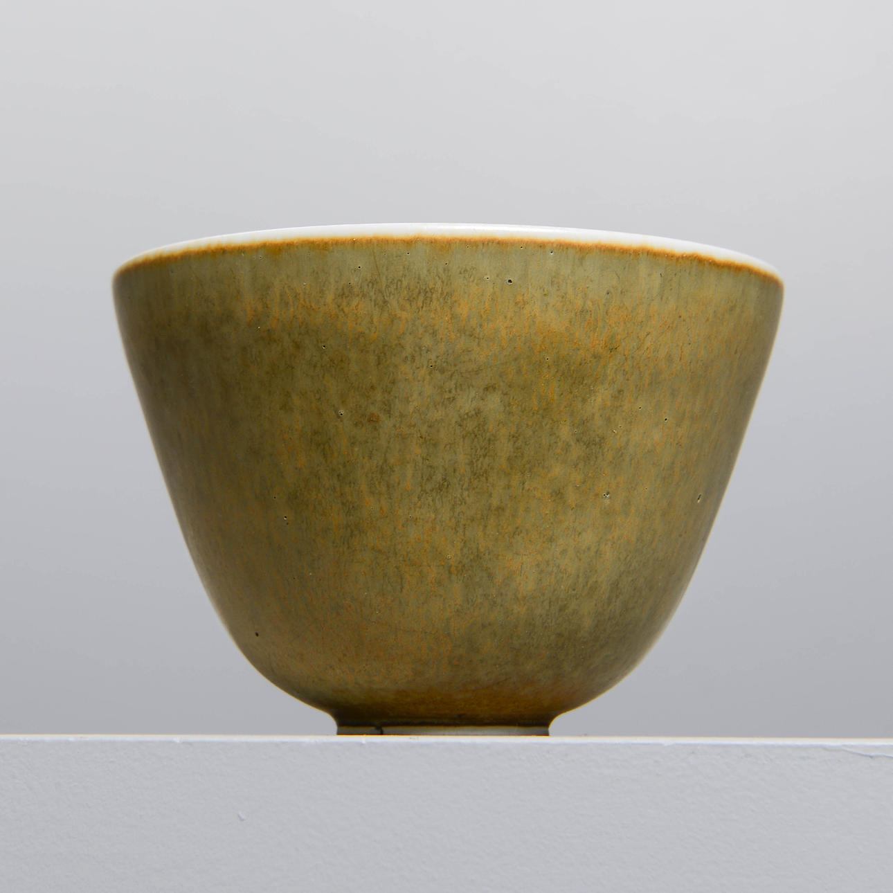 GUNNAR NYLUND. Bowl, signed, Rörstrand.