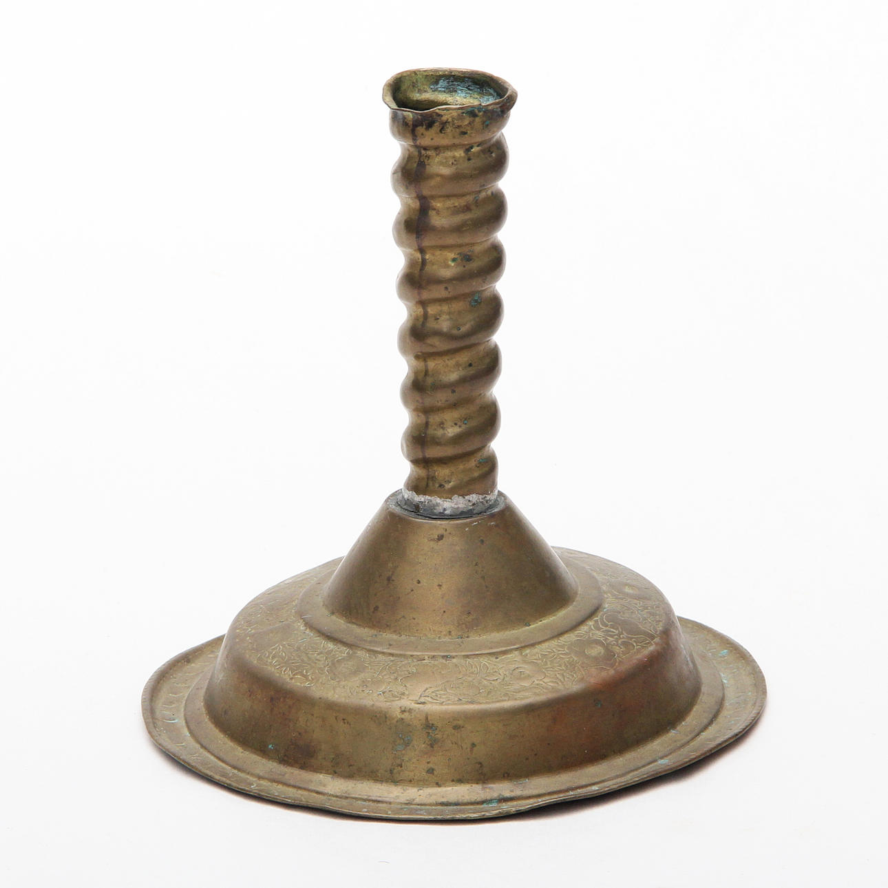 LJUSSTAKE, barock, mässing, dekorerad bas, 1700-tal.
