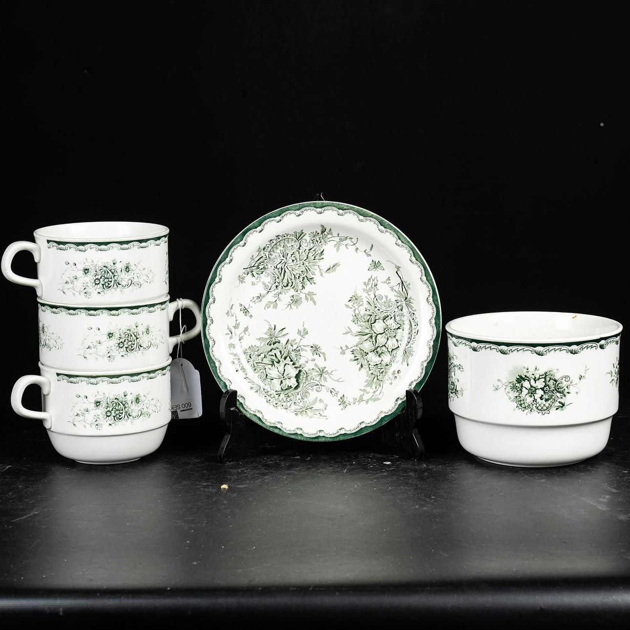 TABLEWARE, 5 pcs, incl. jumbo cup & cachepot, "Grön Anna", Rörstrand.