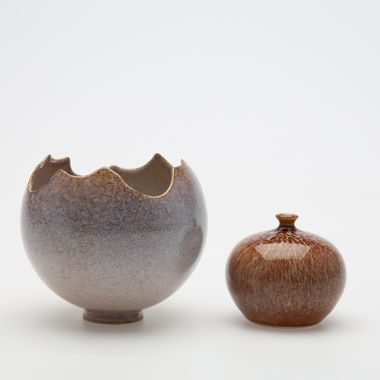 BOWL and VASE, stoneware.