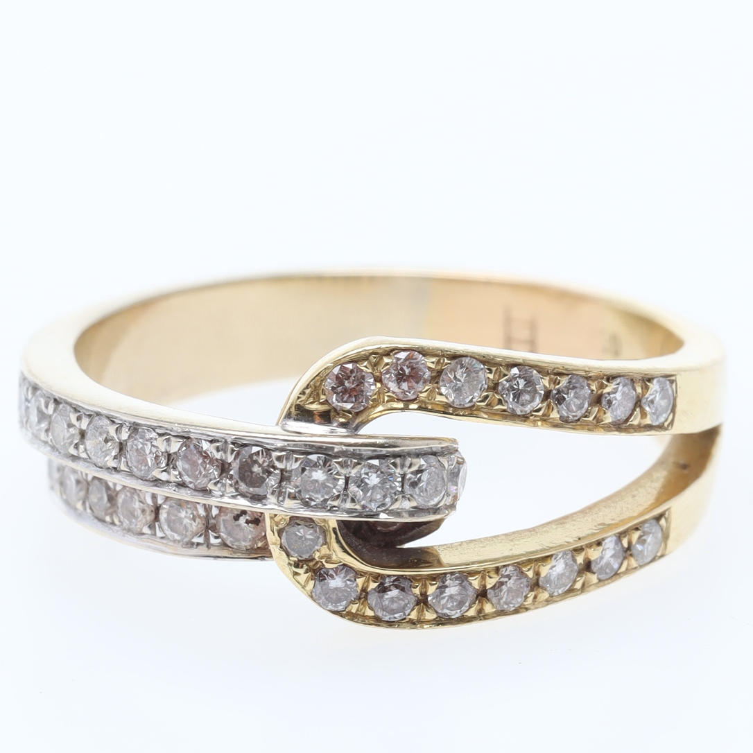 RING, 18K gold with brilliant-cut diamonds.