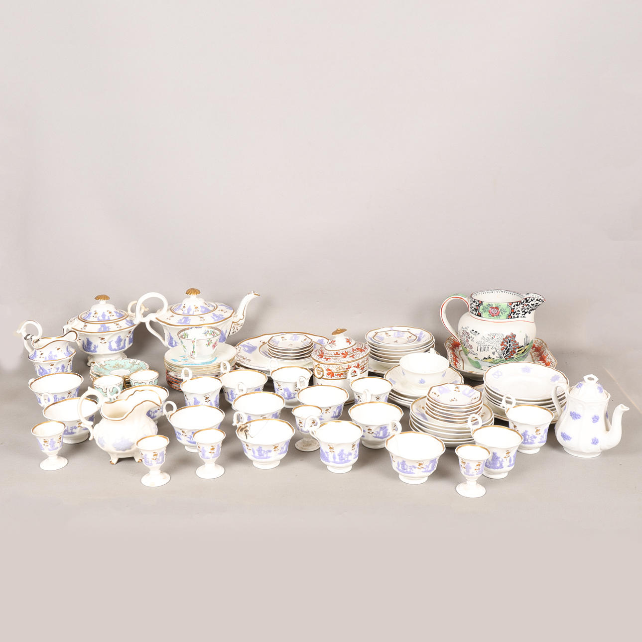 A VICTORIAN PART TEA SERVICE (QTY).