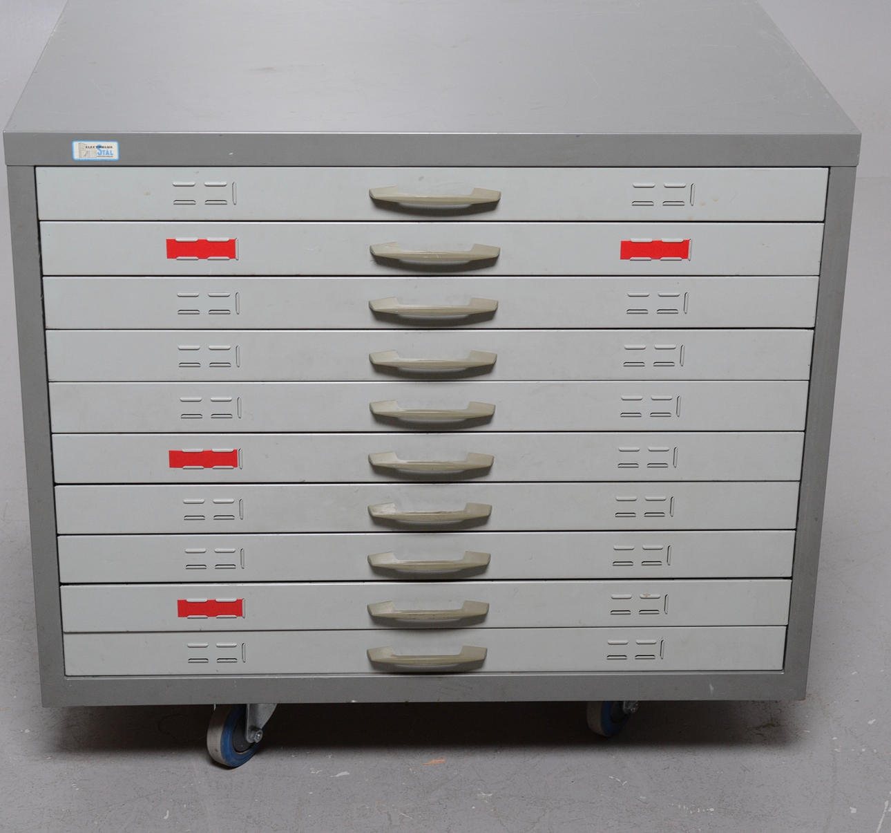 ARKIVSKÅP, Electrolux stål.