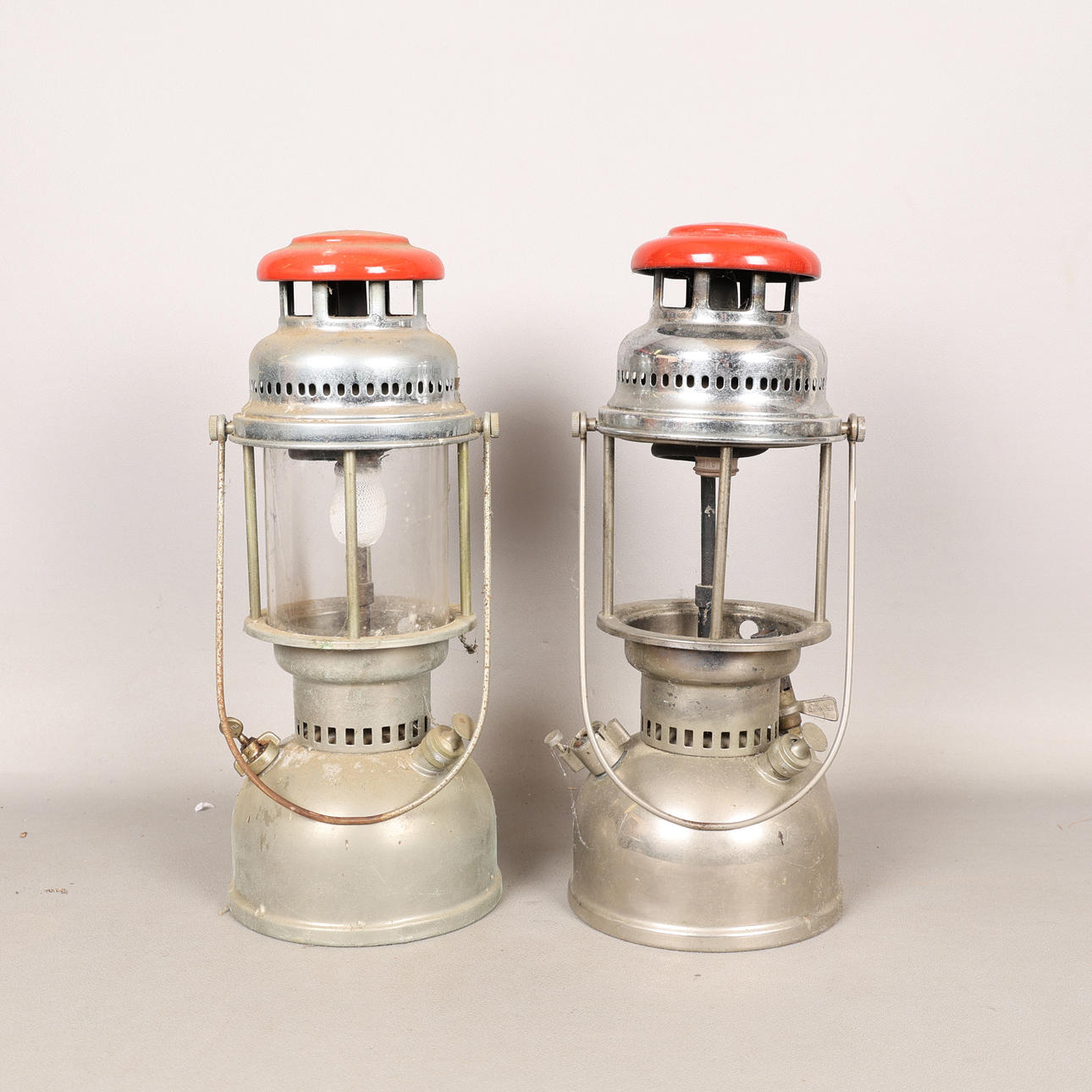 TWO OPTIMUS PARAFFIN TABLE LAMPS (2).