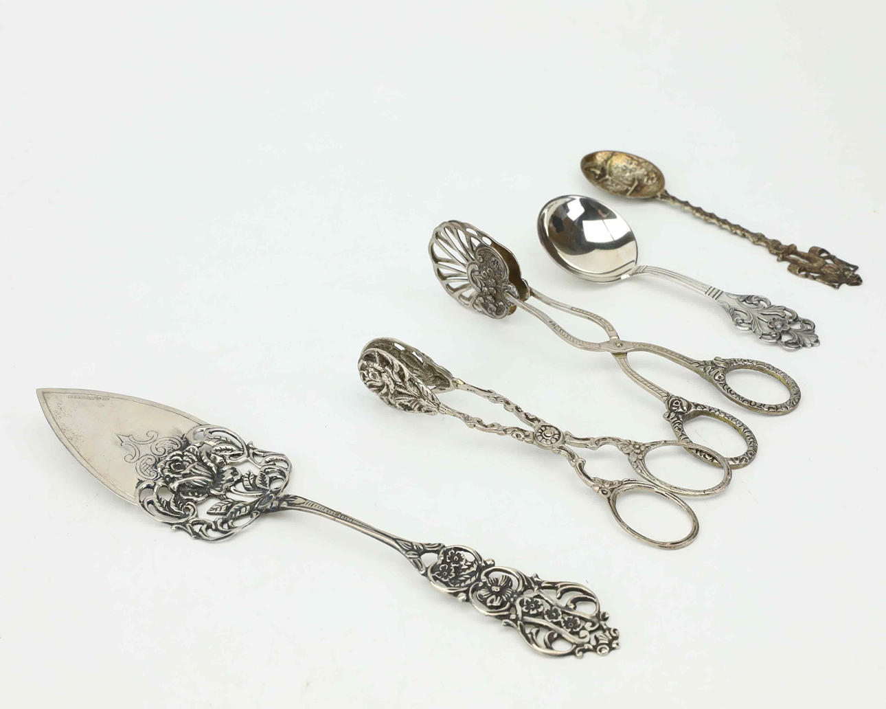 SILVERFÖREMÅL, 1900-tal.