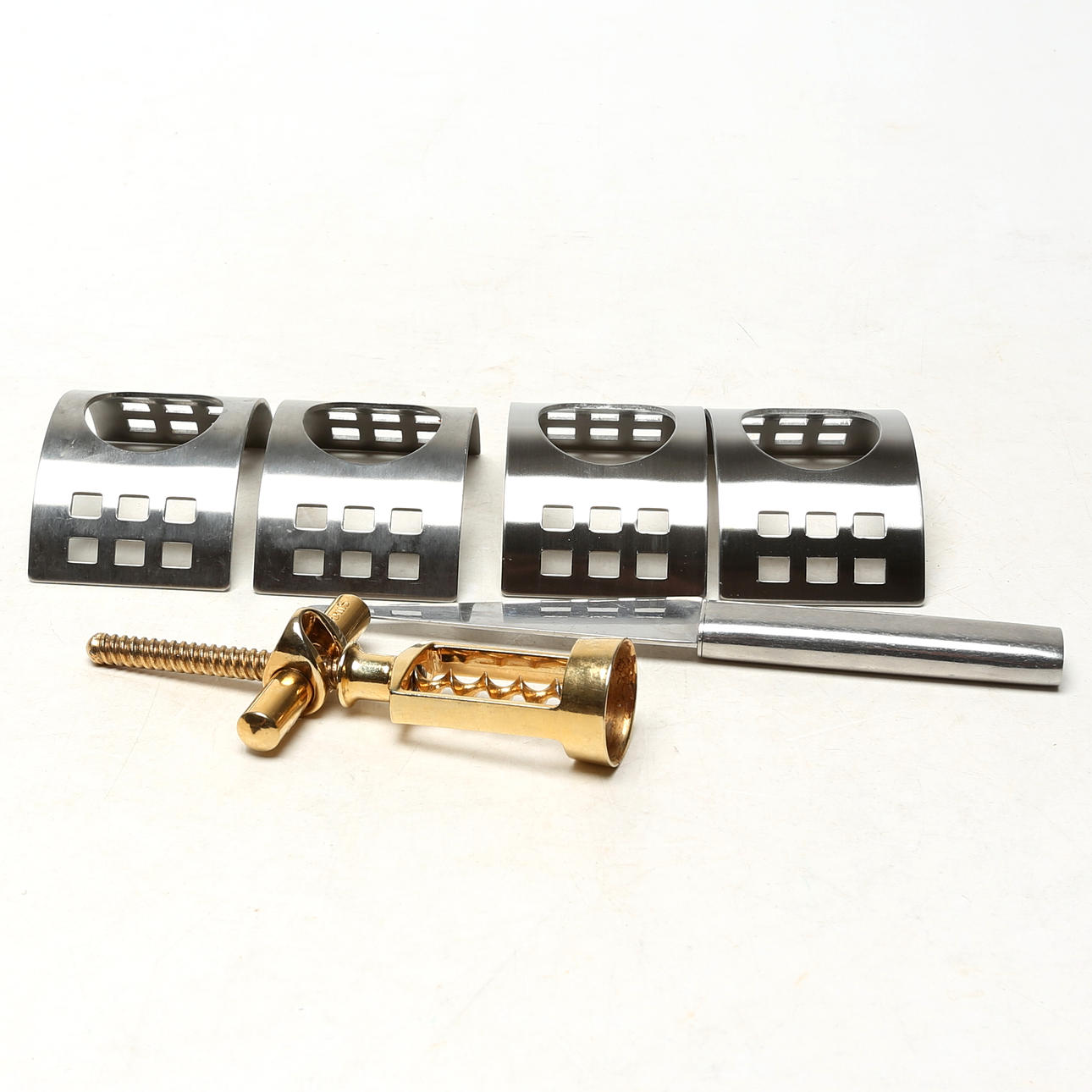 METAL OBJECTS, total of 6, modern.