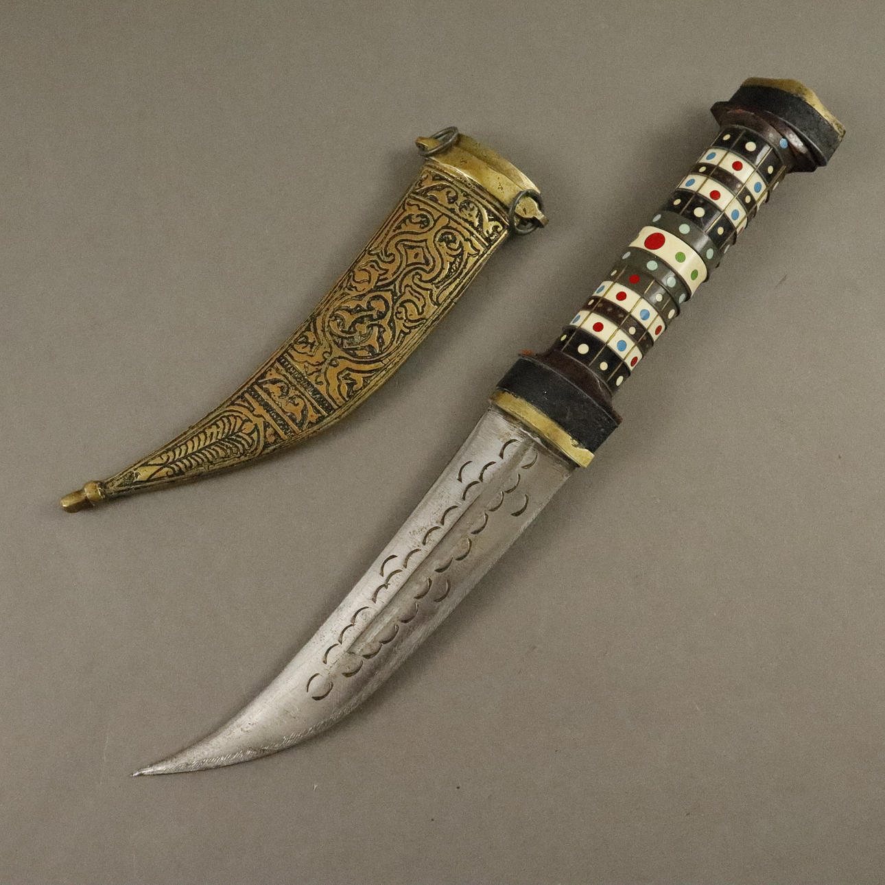 CURVED DAGGER / JAMBIYA - Syria, curved double-edged blade, single ...