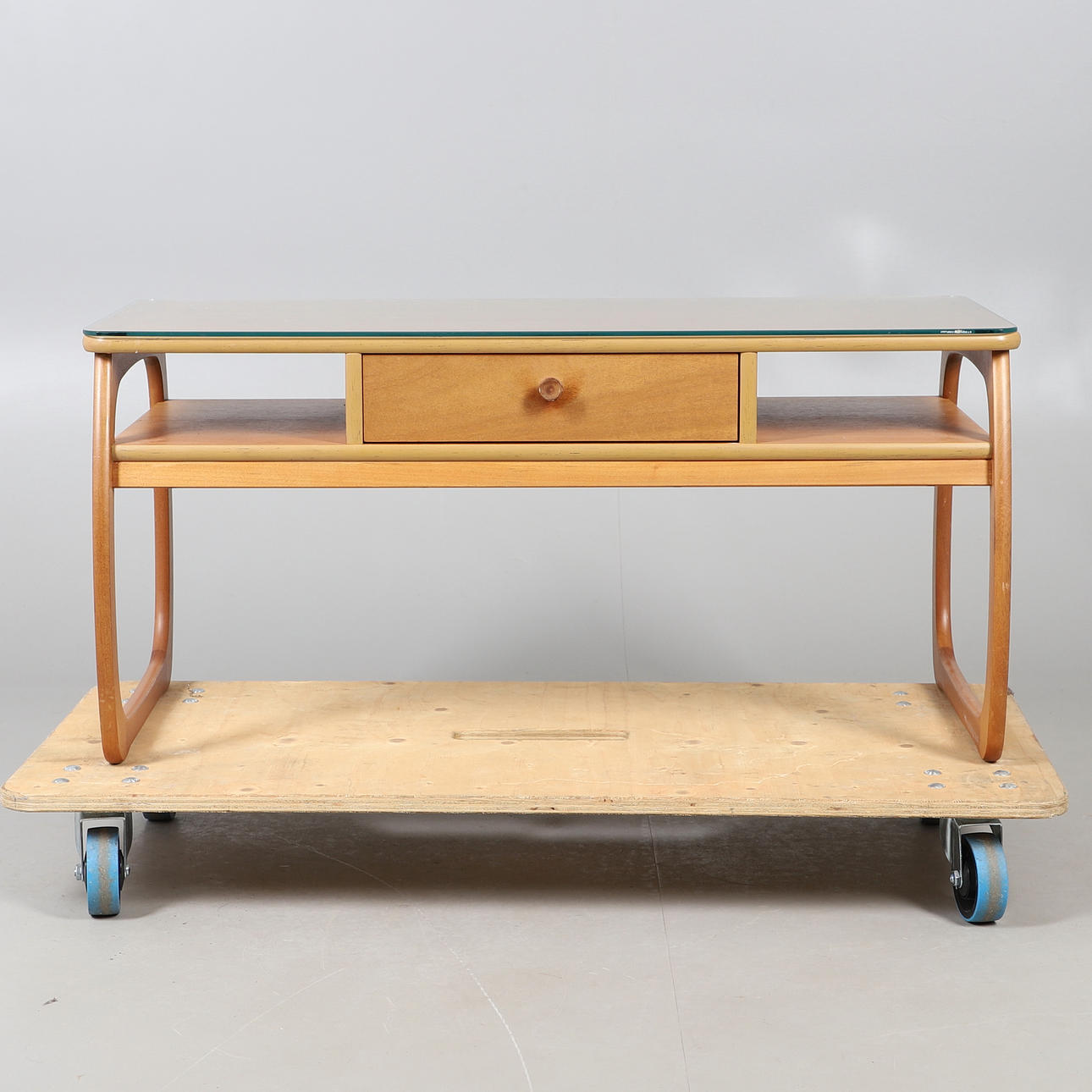 MID CENTURY STYLE COFEFE TABLE.