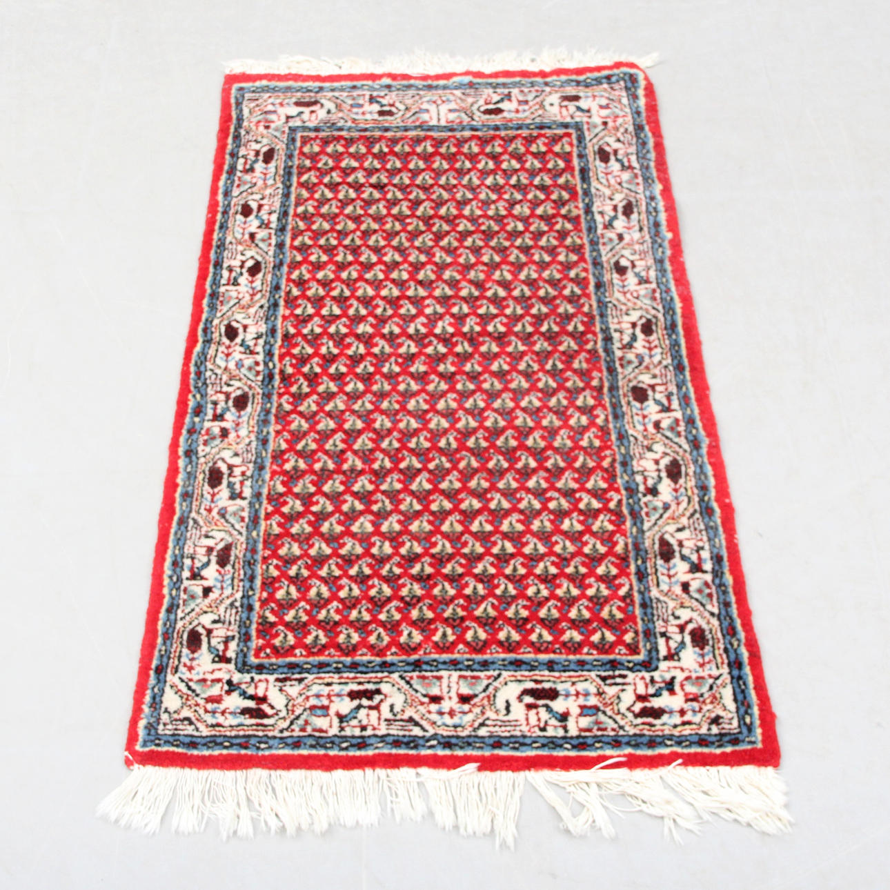CARPET, Oriental, red. 64x122.
