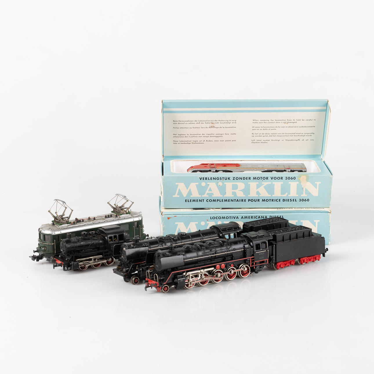 MÄRKLIN H0, two steam locomotives with tender, model 3027, RES 800.2 ...