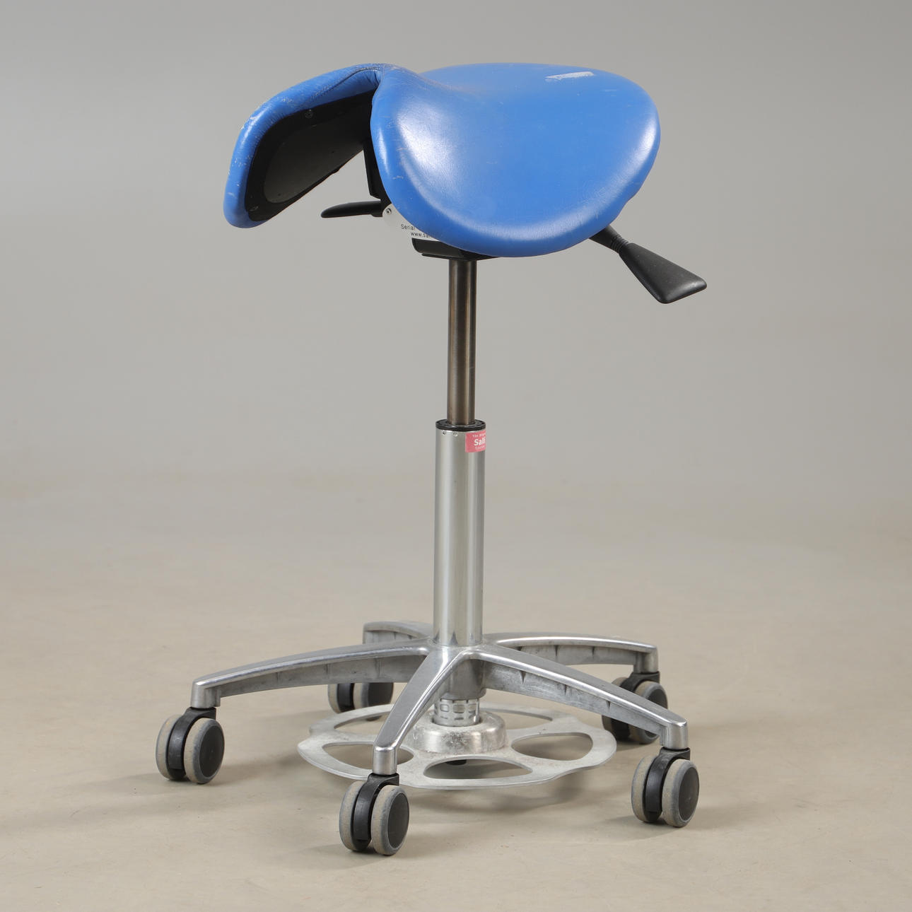 SADDLE CHAIR, Salli.