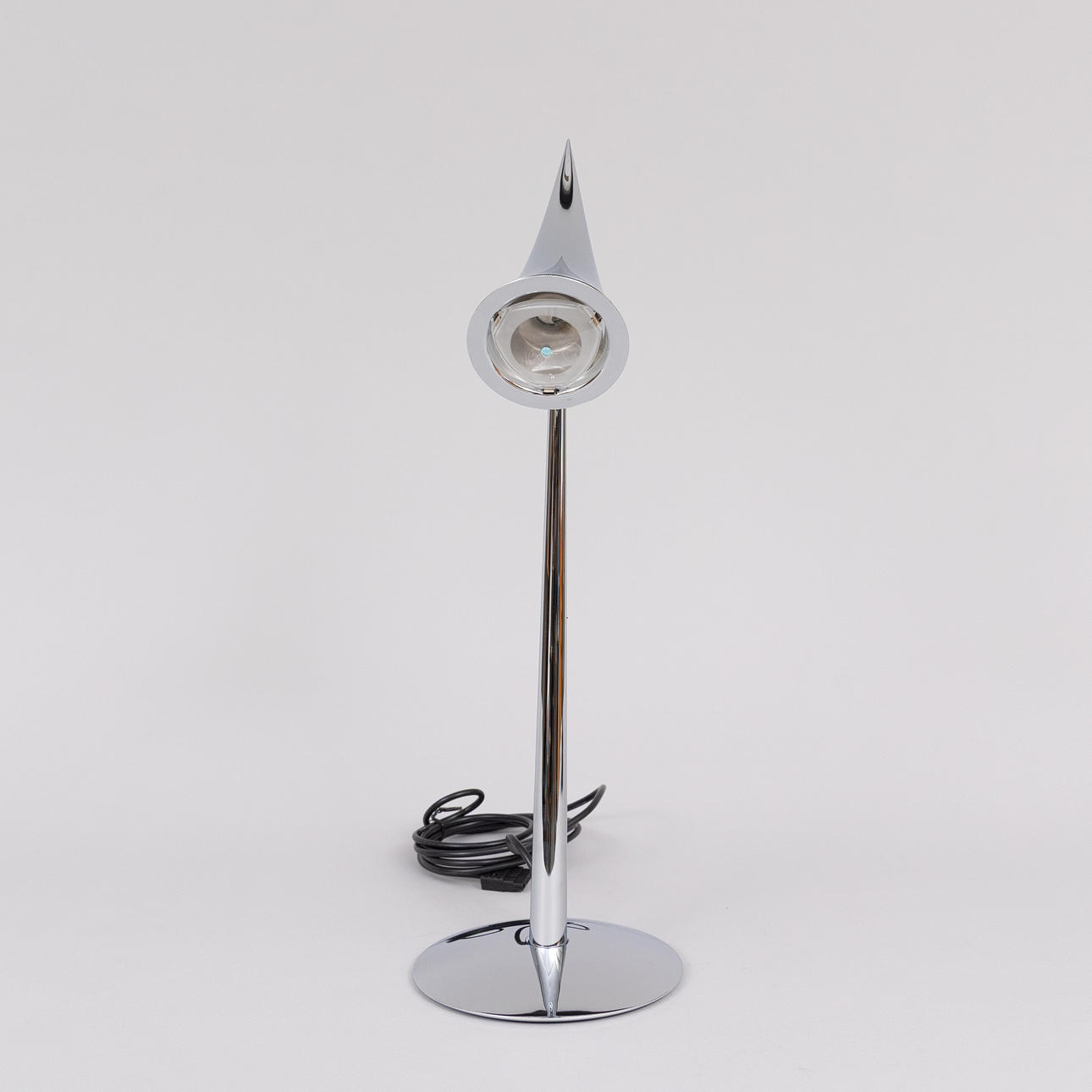 BORDSLAMPA, Flos Ara Philippe Starck.