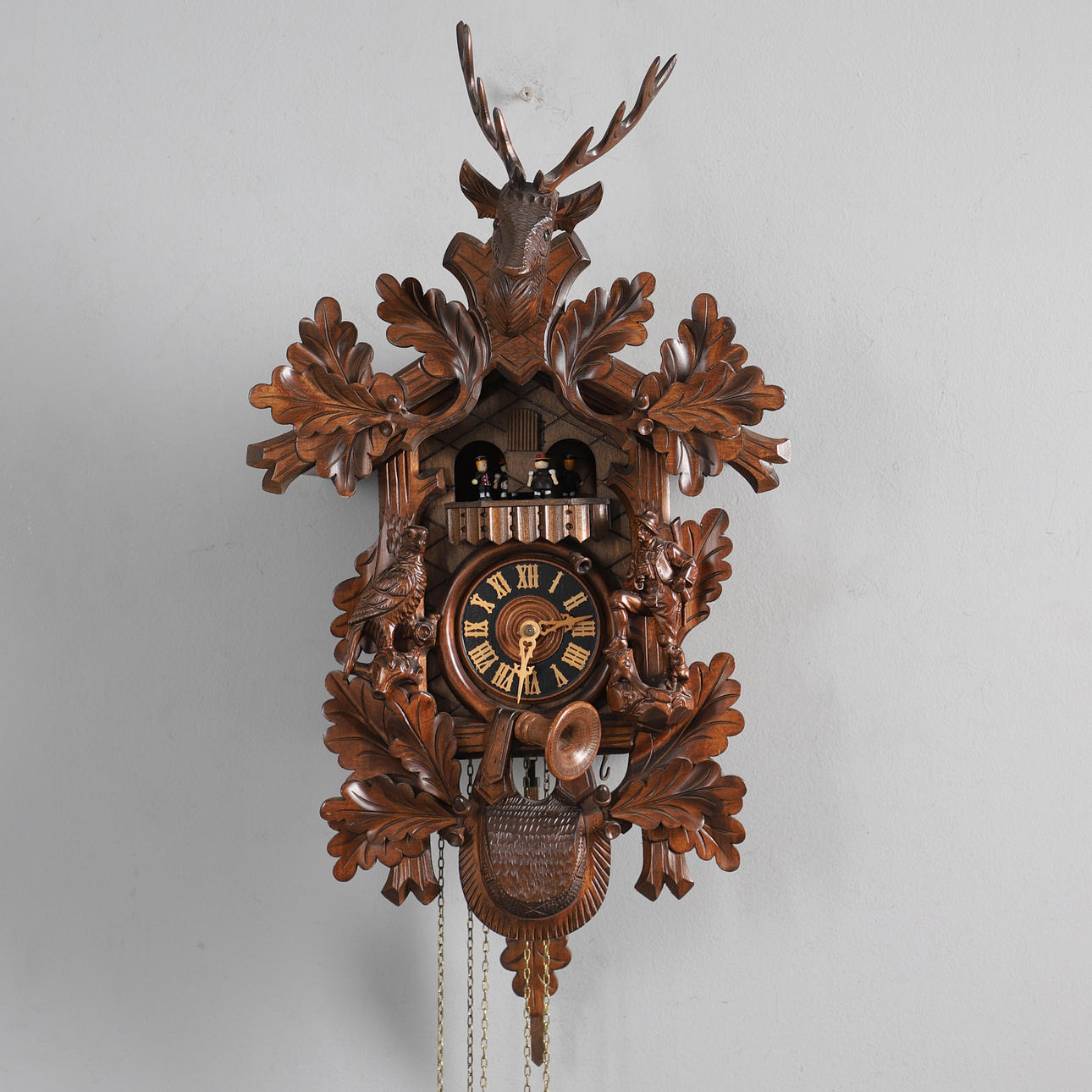 BLACK FOREST CUCKOO CLOCK.