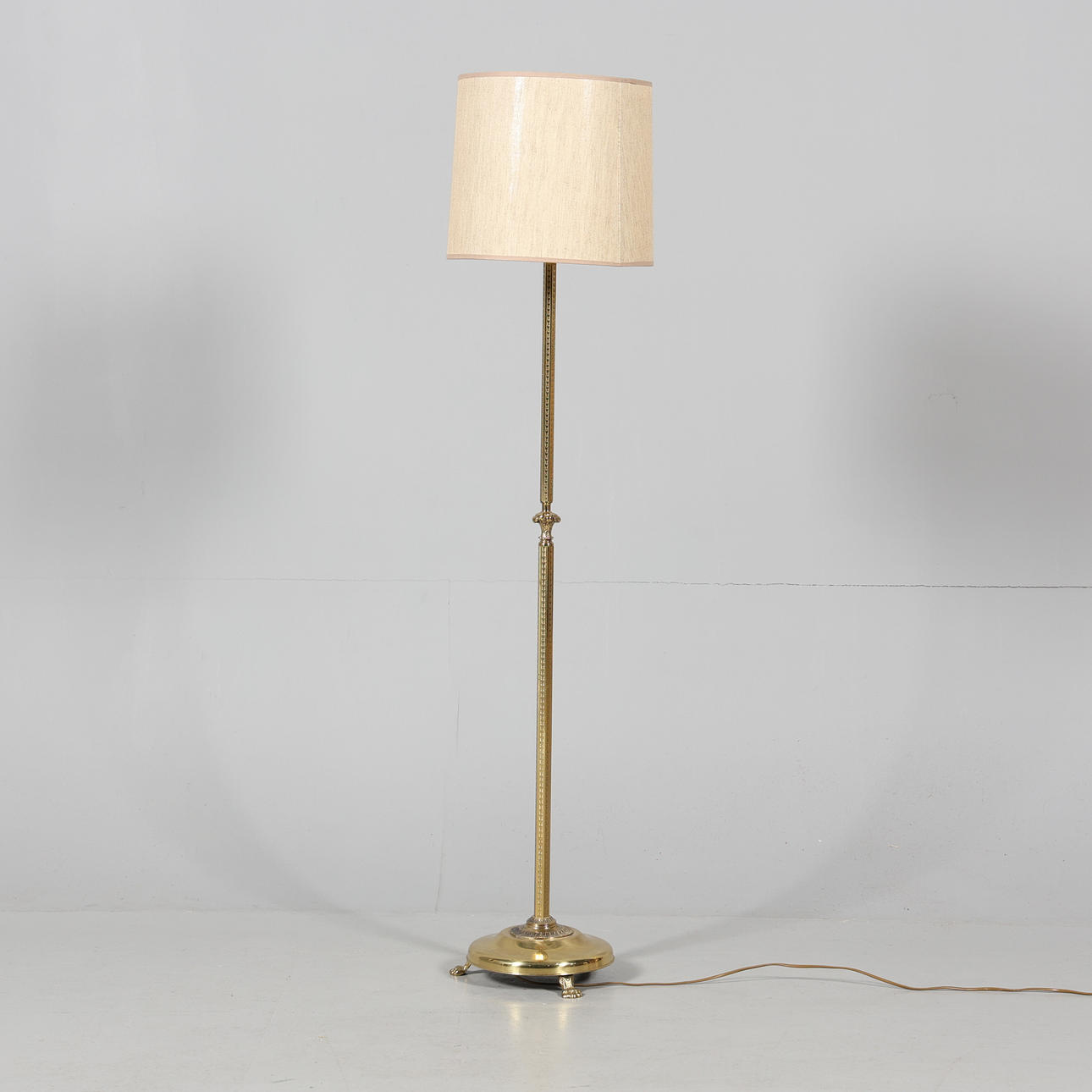 FLOOR LAMP, metal, 20th century.