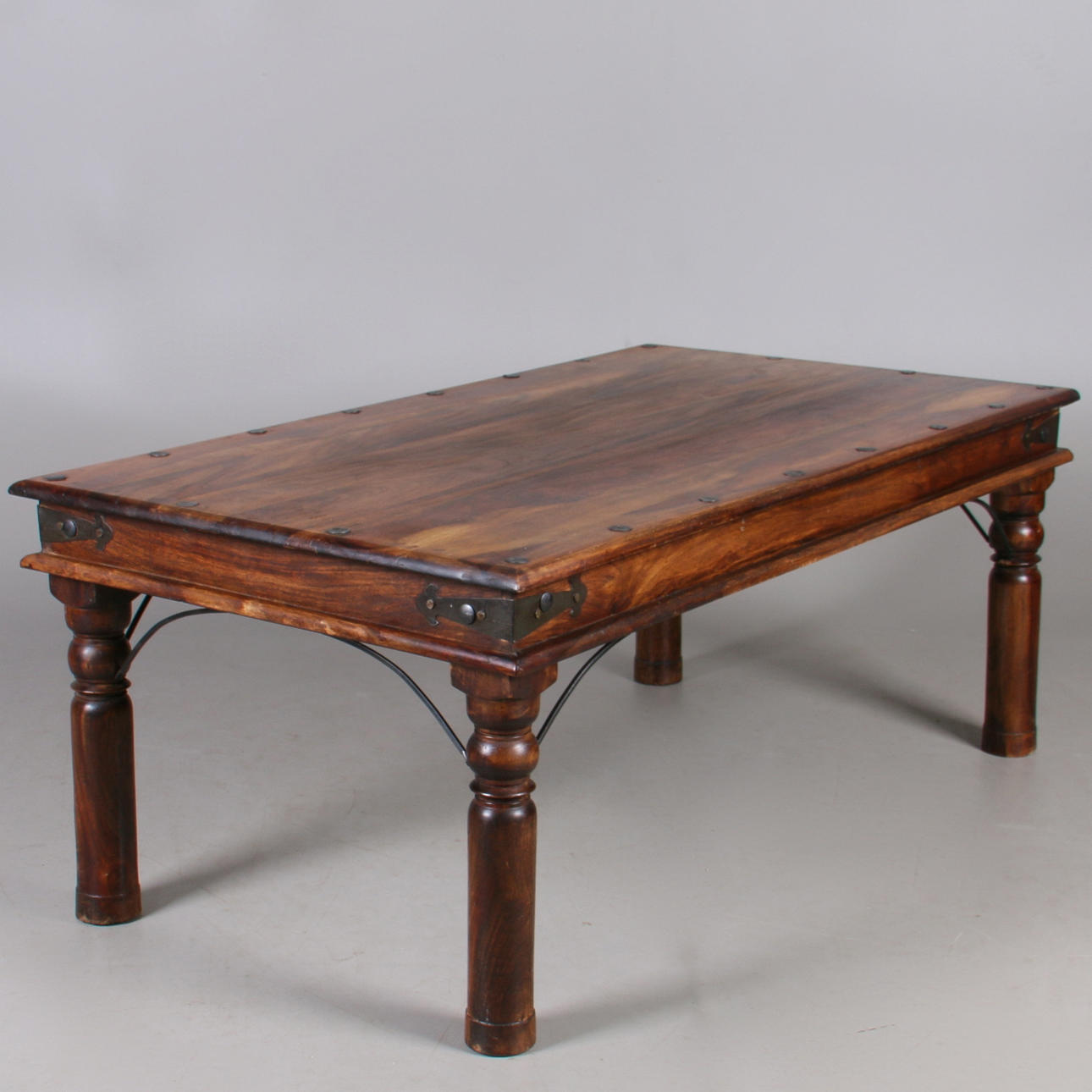 SOFFBORD, Indostil, 1900-talets senare del.