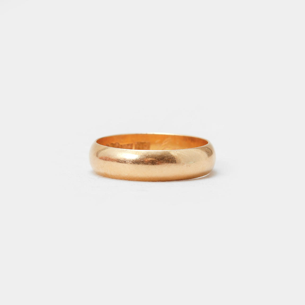 RING, 18k gold, weight approx. 4.5 grams.