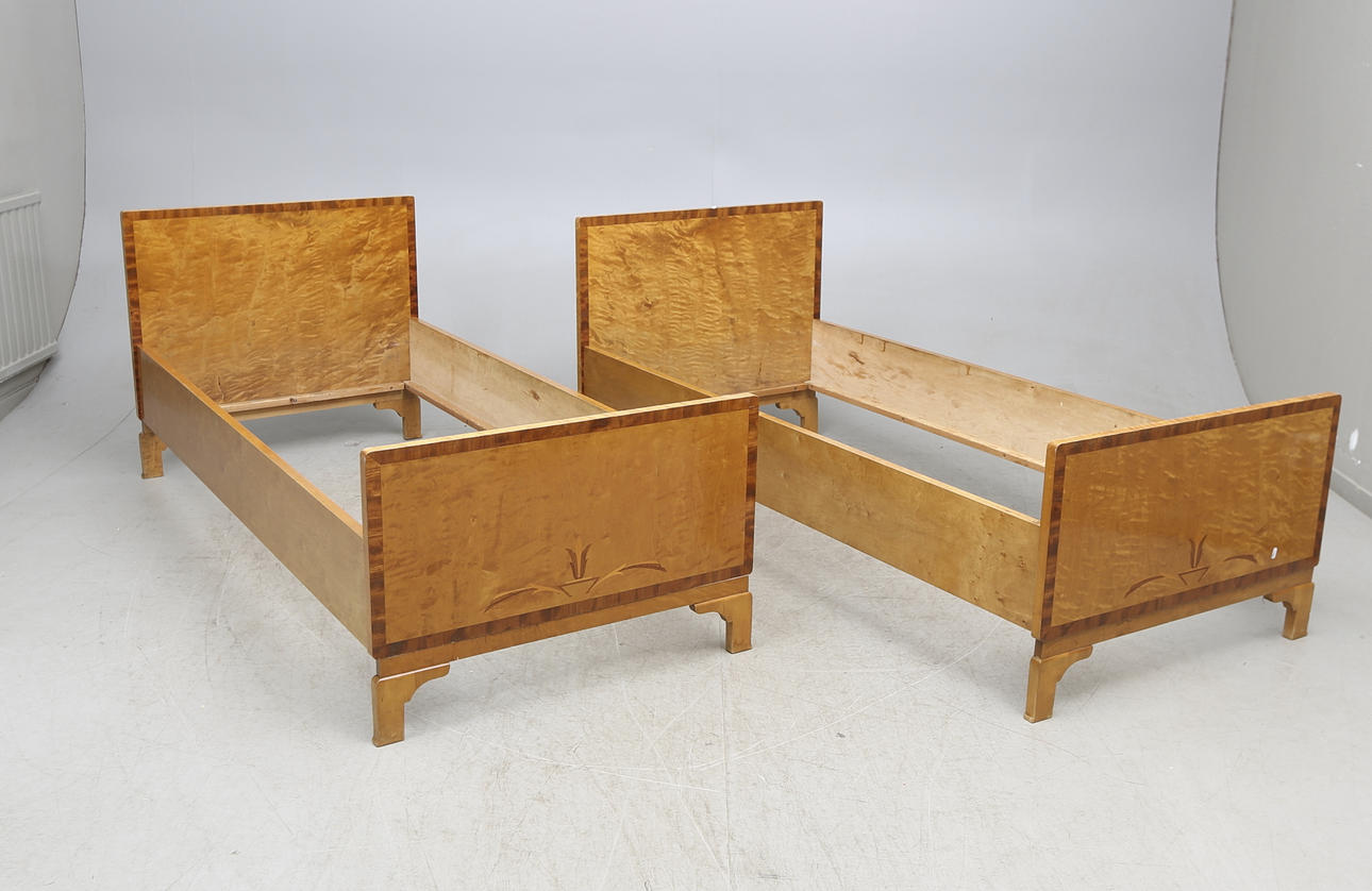 SÄNGRAMAR, ett par, Art Deco, 1930-tal.