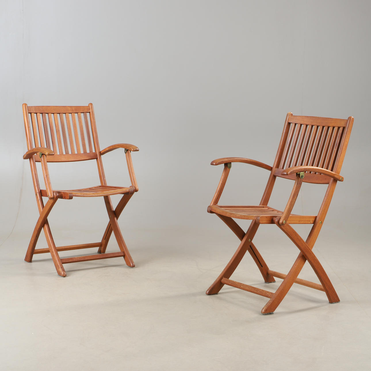 ARMCHAIRS, 1 pair, teak, Royal Basic.