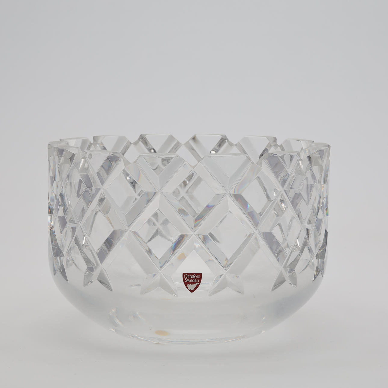 GUNNAR CYRÉN. BOWL, Crystal. "Sofiero" Orrefors.