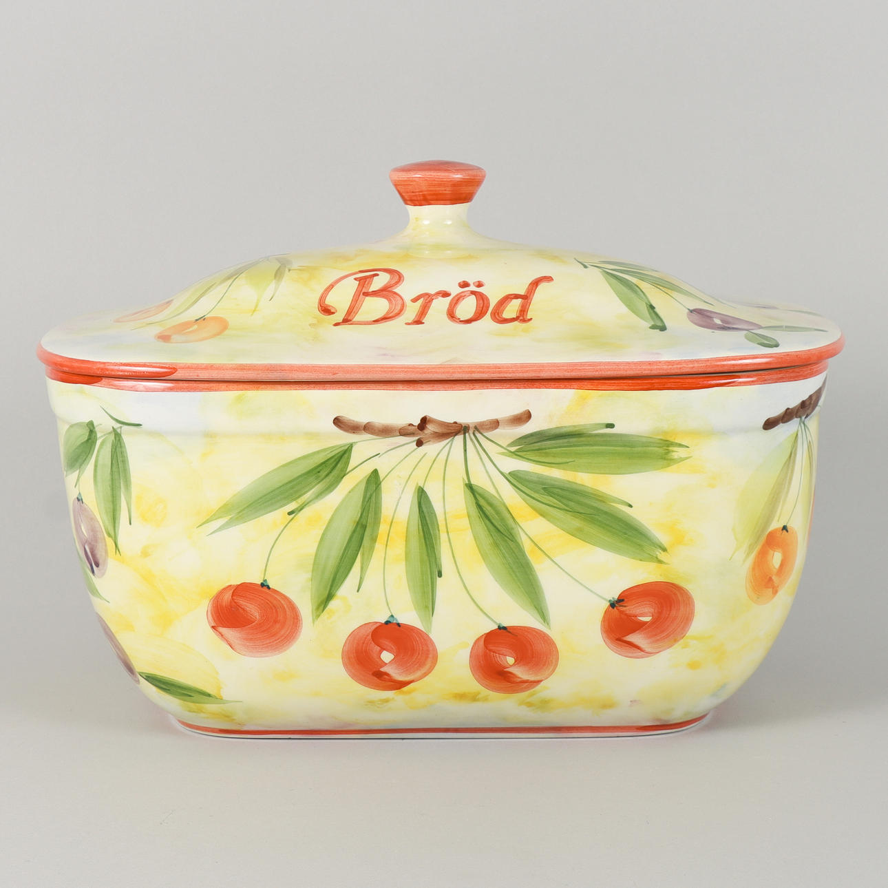 LENA LINDERHOLM. Bread jar, porcelain.