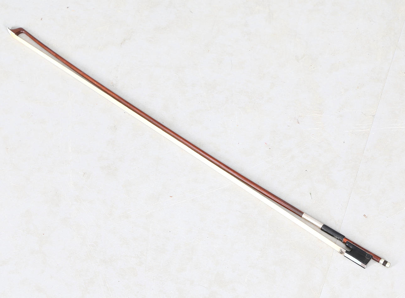 STRÅKE till violin, 1900-tal.