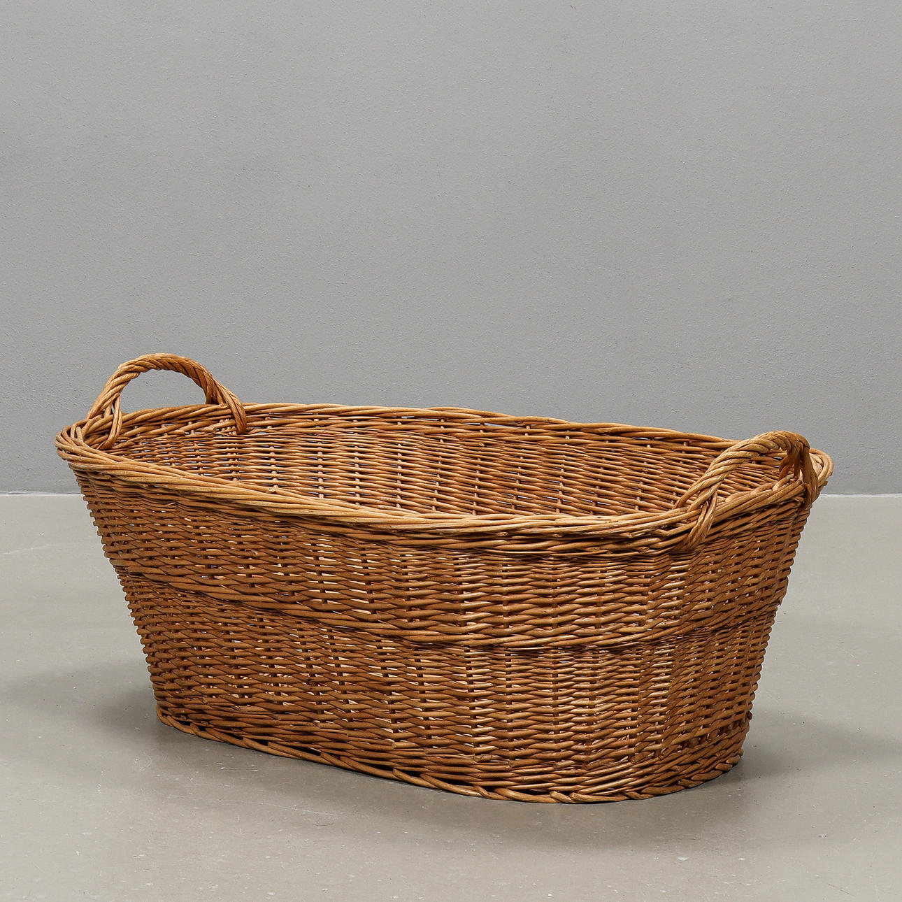 MANGLE BASKET rattan.