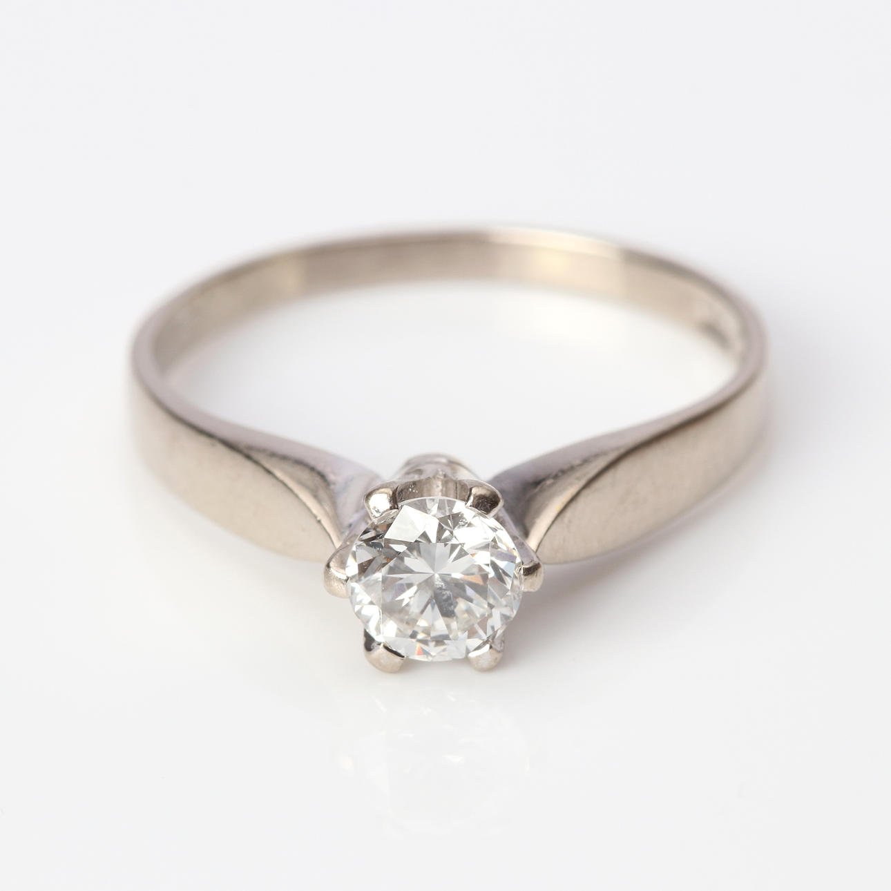 DIAMOND RING 18K approx. 0.52 ct.