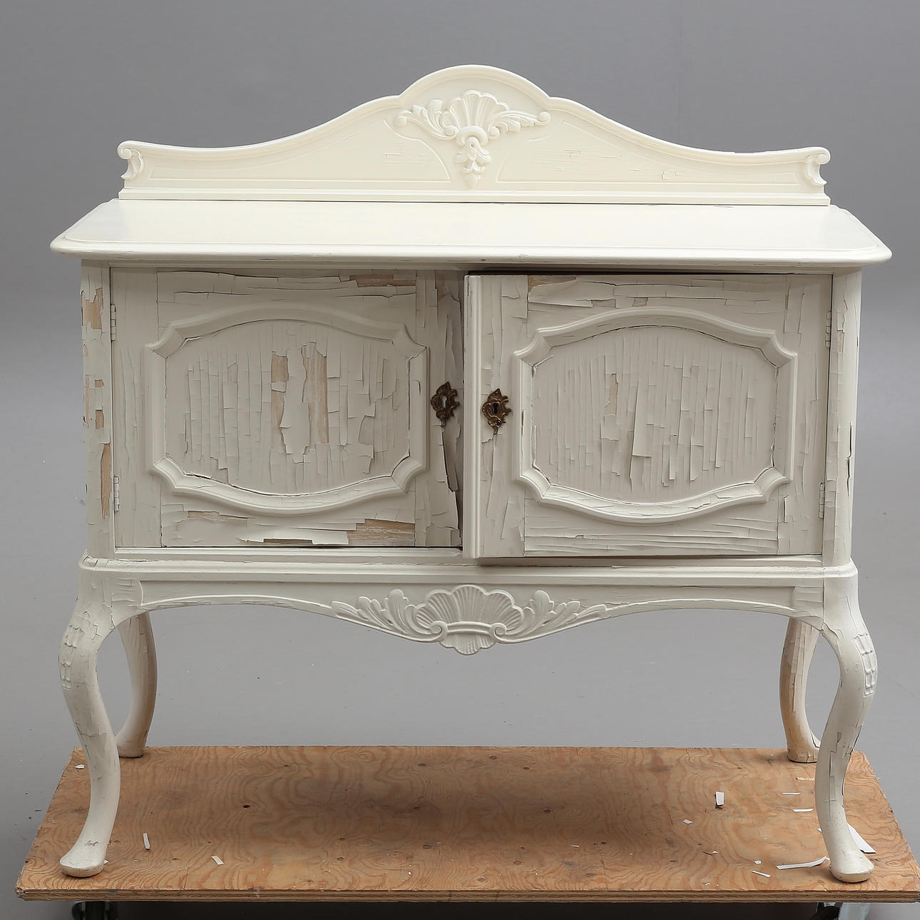 SIDEBOARD, Rococo style, 20th century.