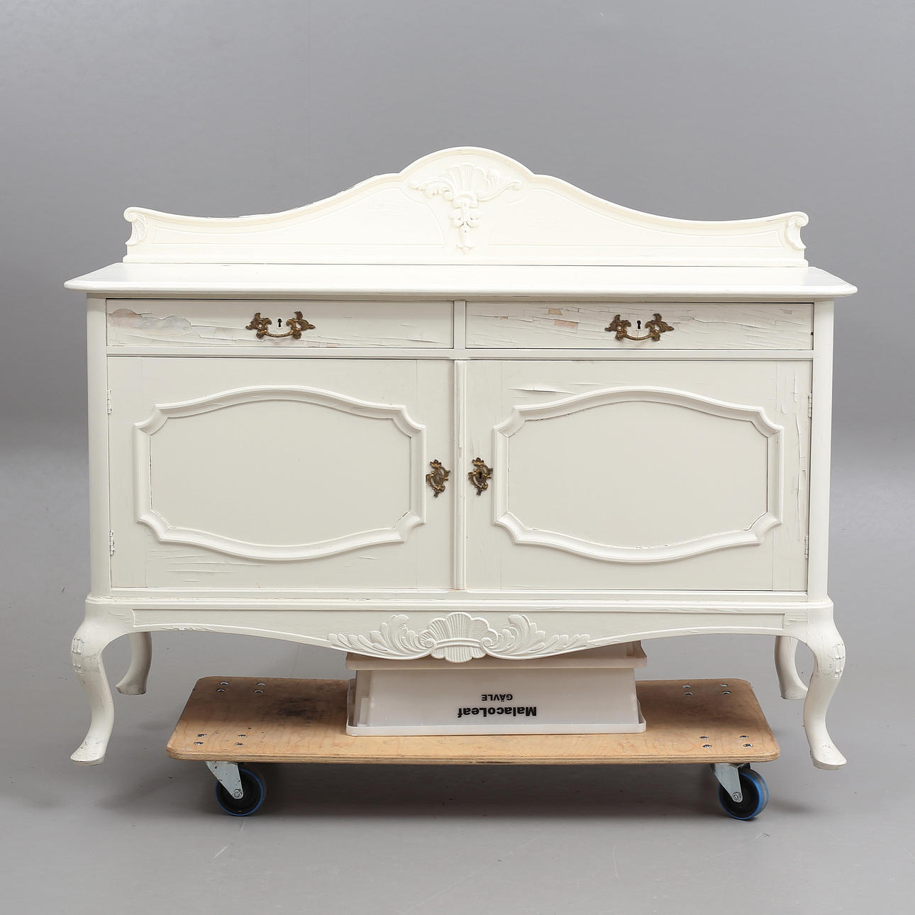 SIDEBOARD, Rococo style, 20th century.