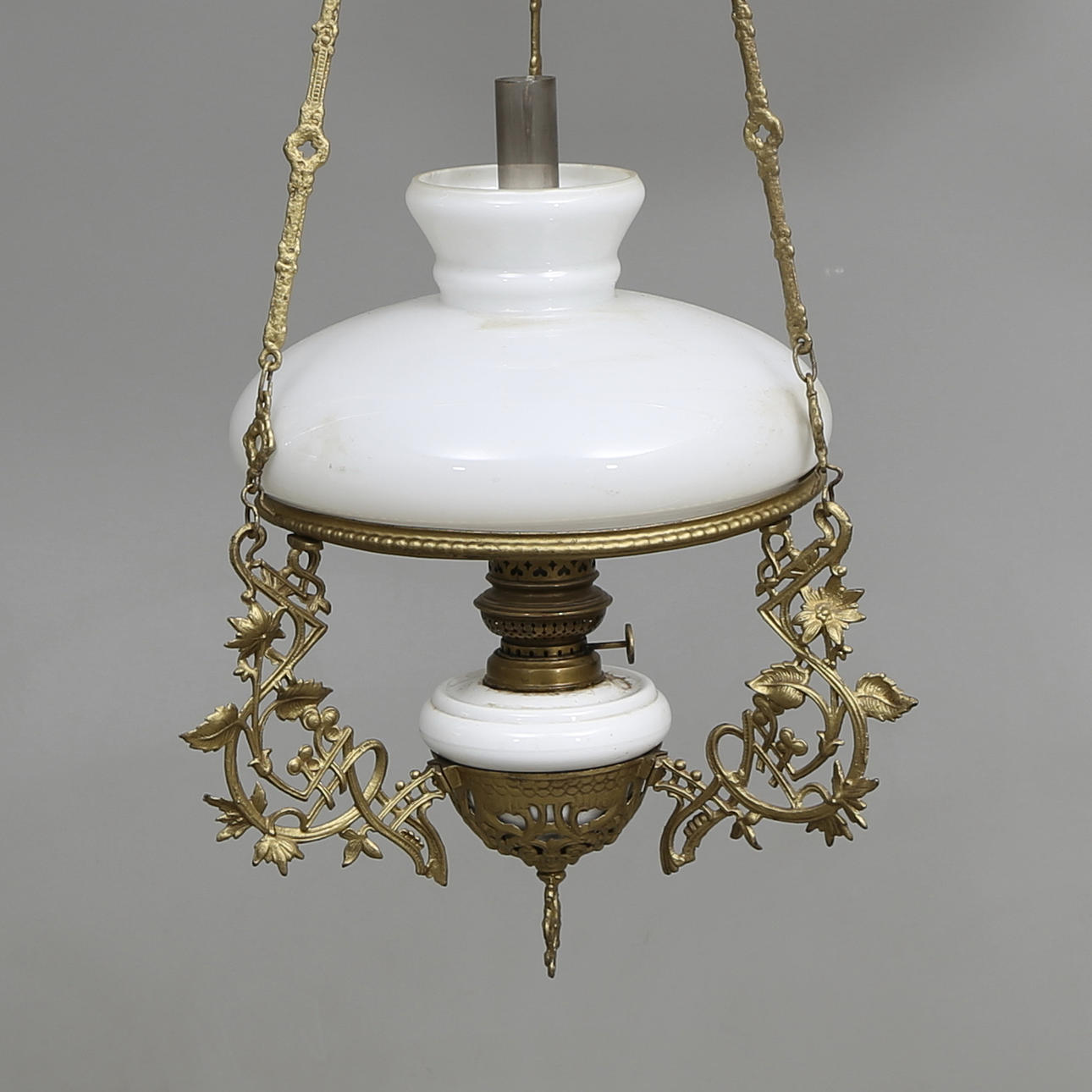 TAKLAMPA, fotogen, omkring 1900.