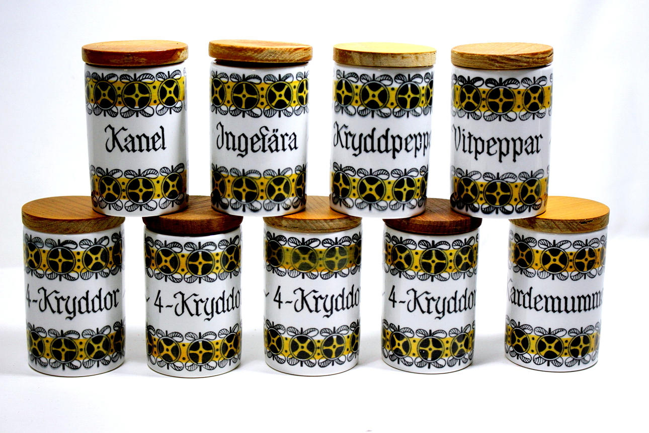 KRYDDBURKAR, porslin 9 st, "Krydda" Rörstrand.