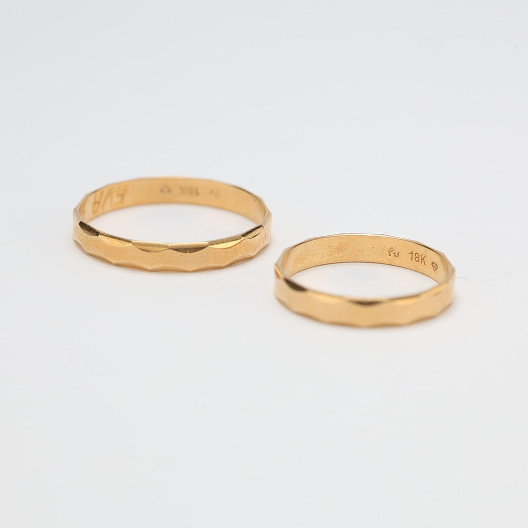 WEDDING RINGS, 1 pair, 18K gold.