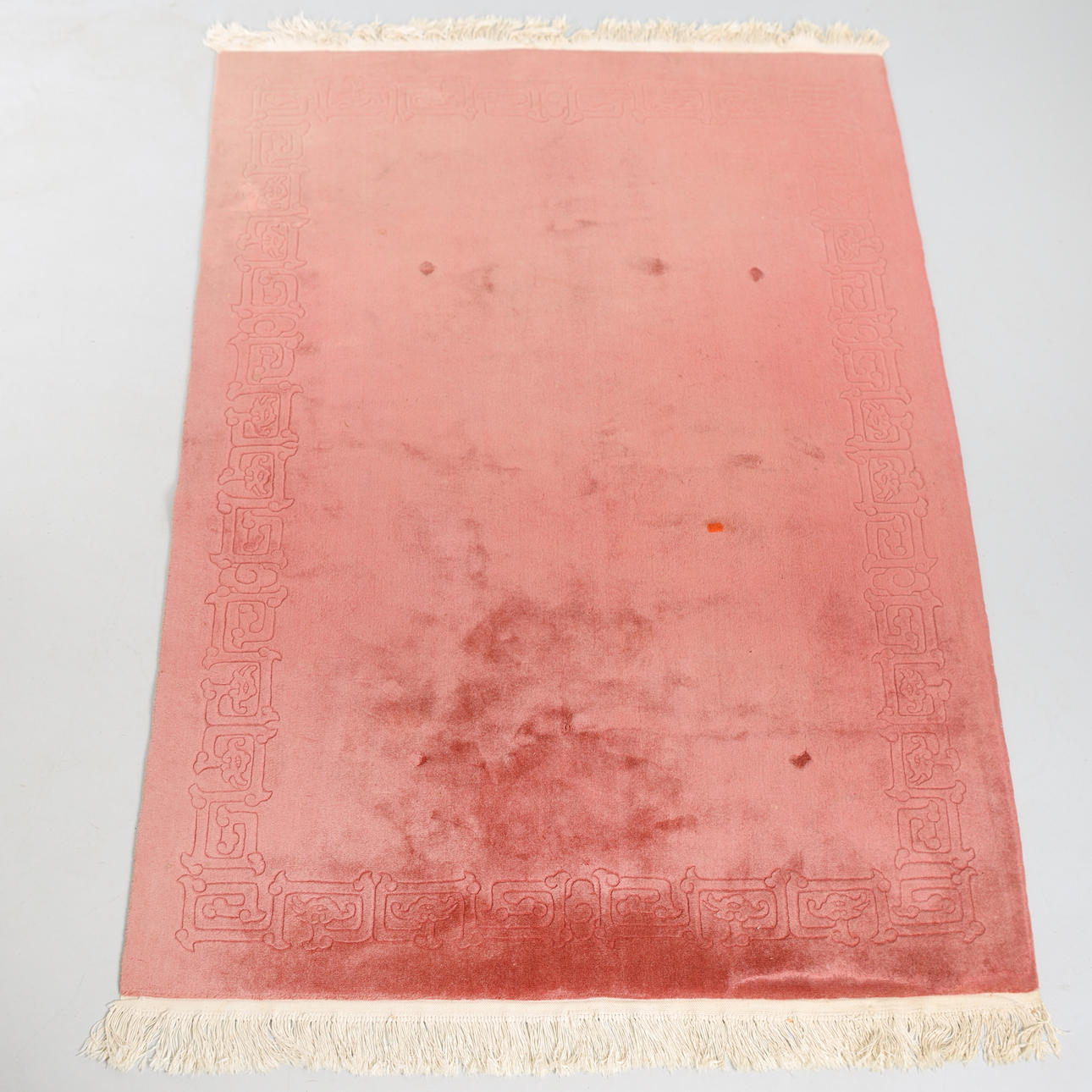 CARPET, China, 257 x 167 cm.