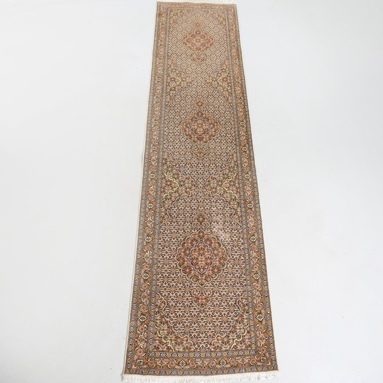 GALLERY CARPET, oriental, 330 x 79 cm.