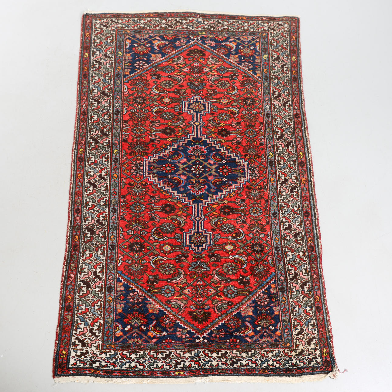 CARPET, Hamadan, 210 x 124.