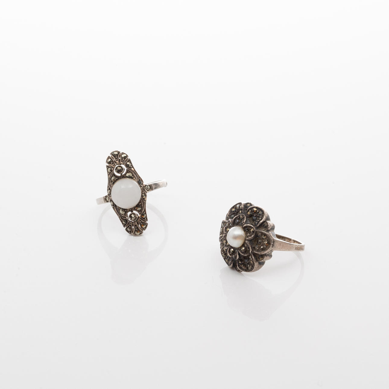 RINGAR, 2 st, Silver, Markasiter, Pärlor, Vit sten.