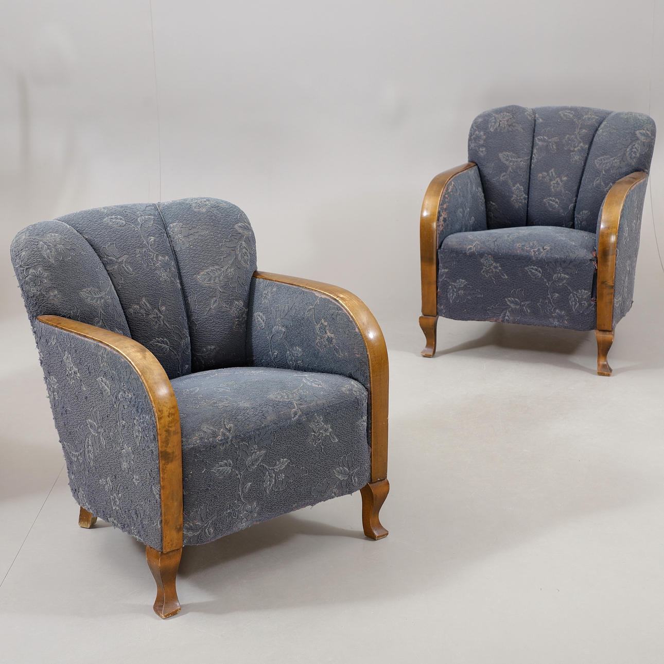 ARMCHAIRS, 1 pair, 1930s/40s.