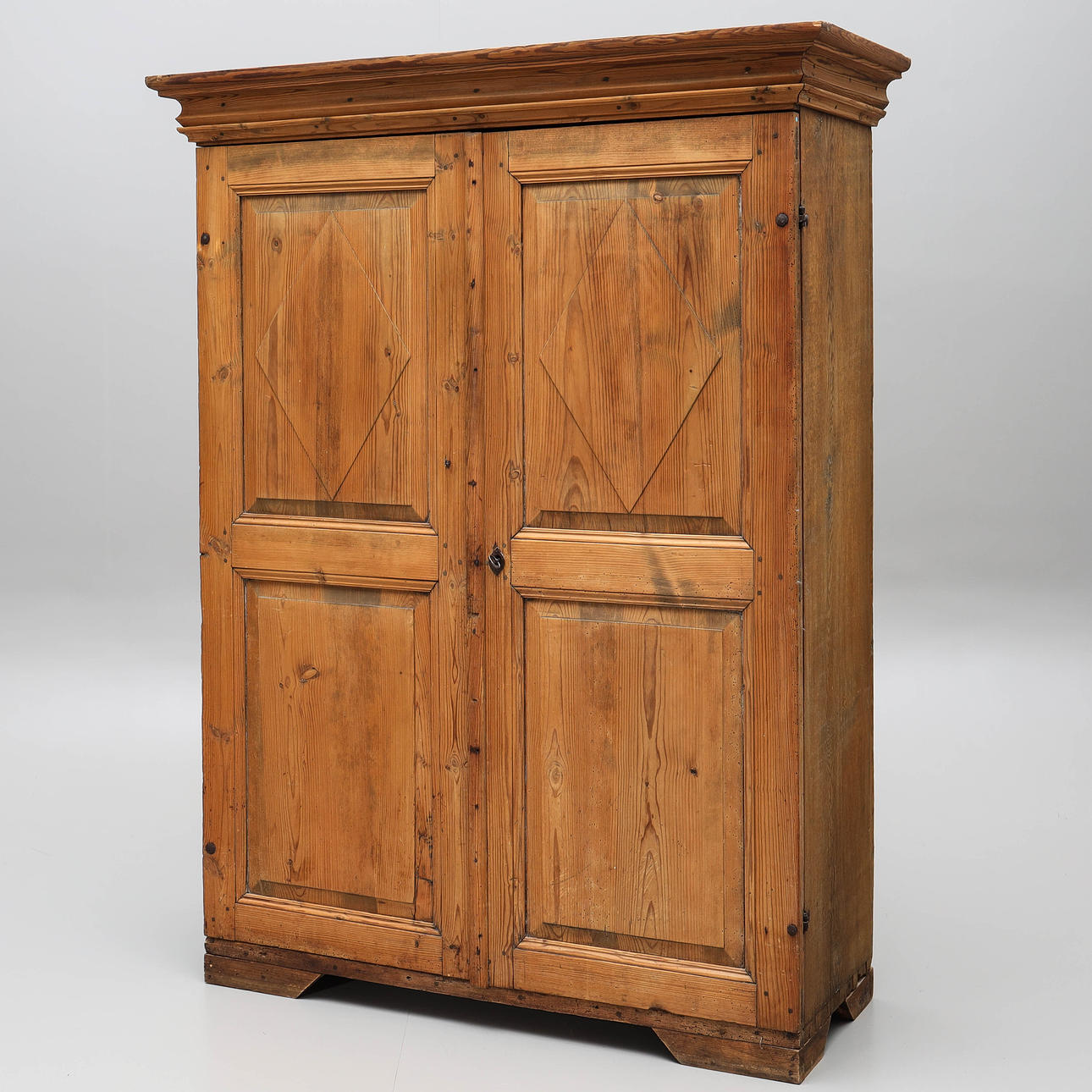 CABINET, pine/oak, 19th century.