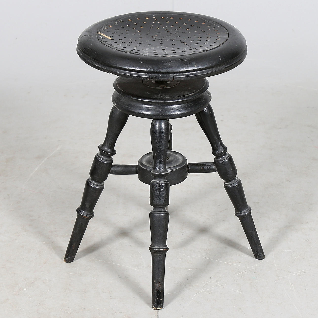 PIANOPALL, trä, 1900-talets början.