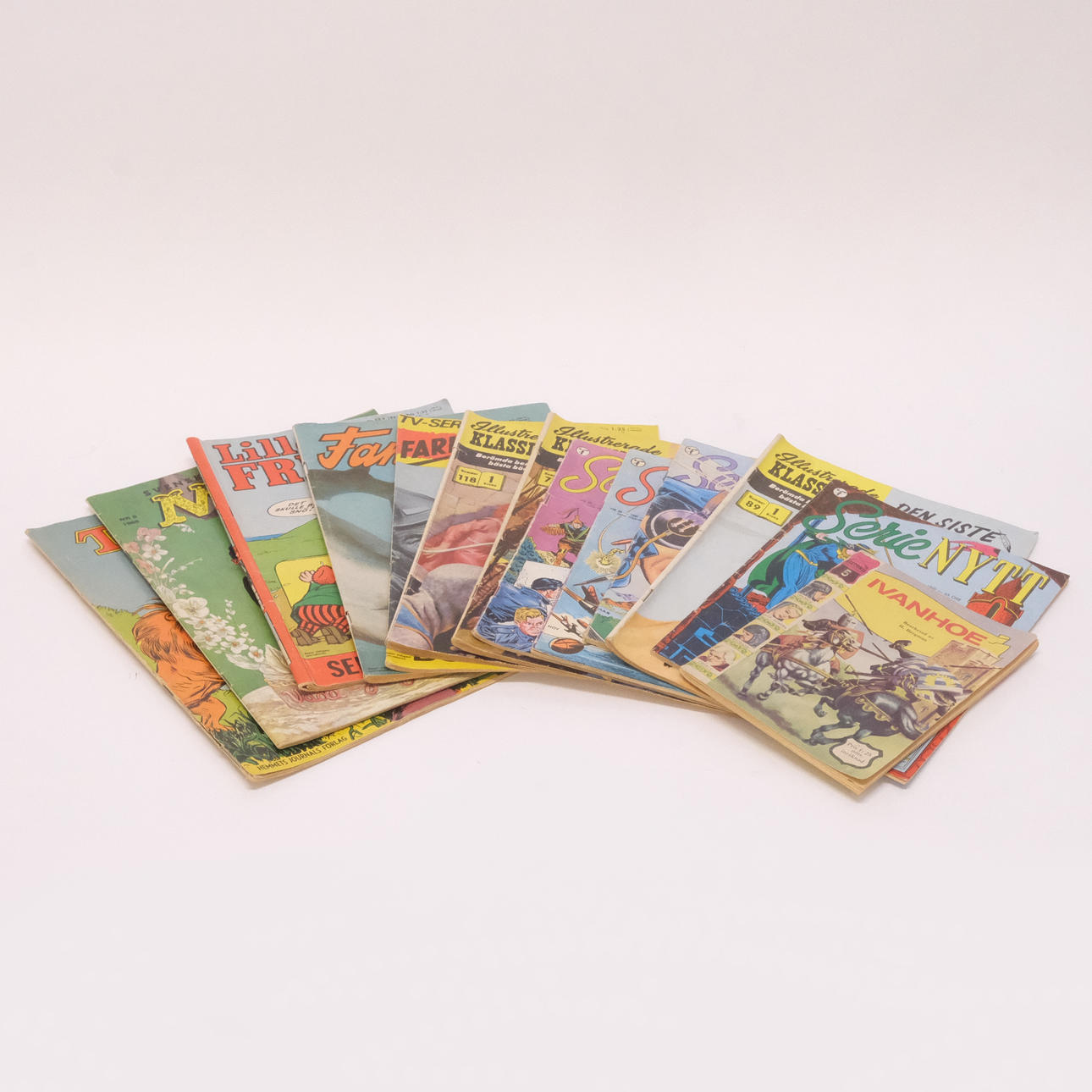 SAMLING SERIETIDNINGAR, 1960-TAL, 13 DELAR.