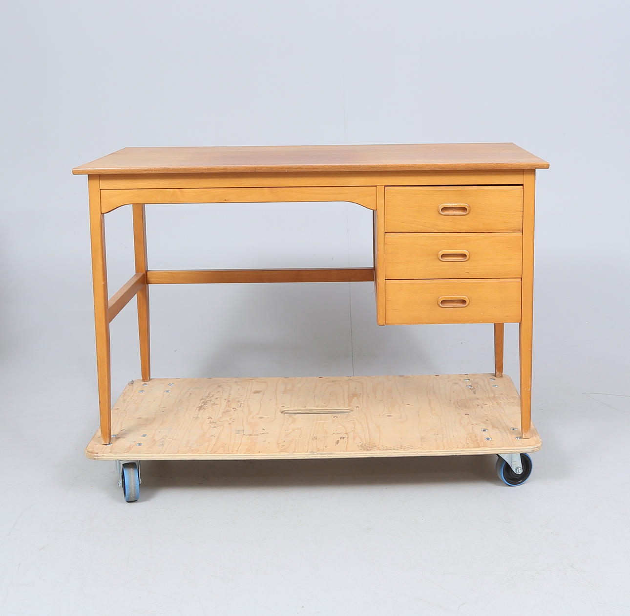 SKRIVBORD, 1950/60-tal.