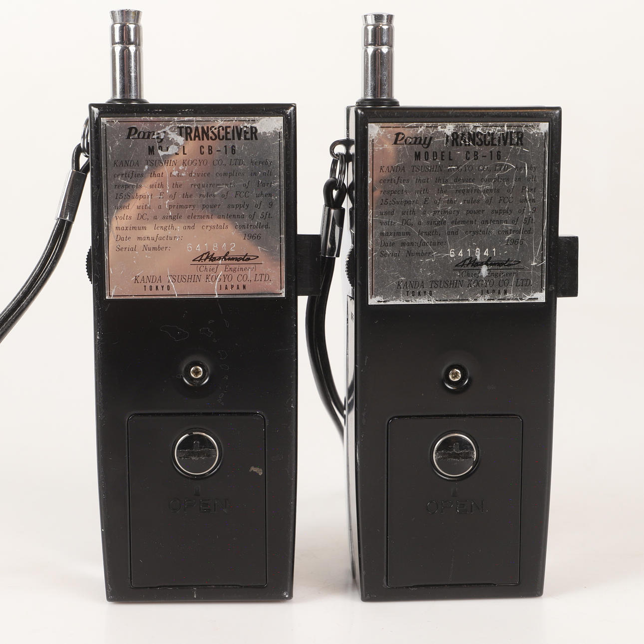 WALKIE TALKIE, model CB-16, Pony Transceiver. Miscellaneous