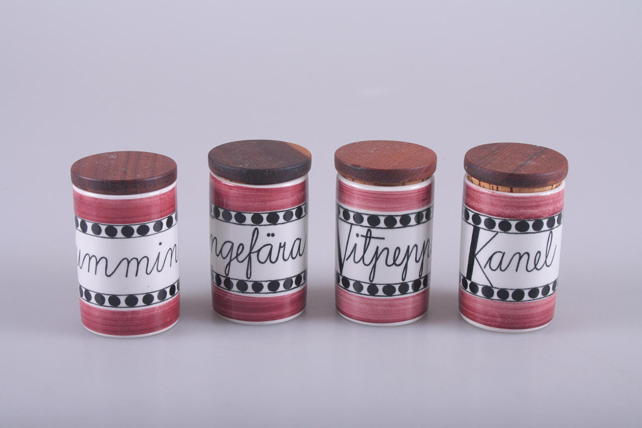 KRYDDBURKAR, 4 st, "Arom", Marianne.