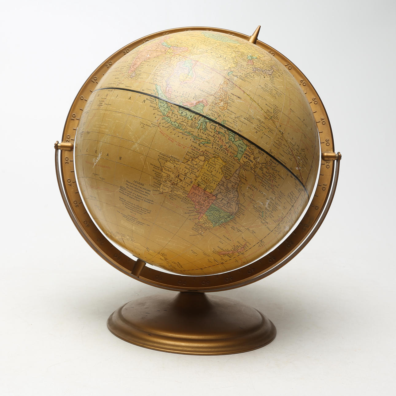 GLOBE, plastic/metal.