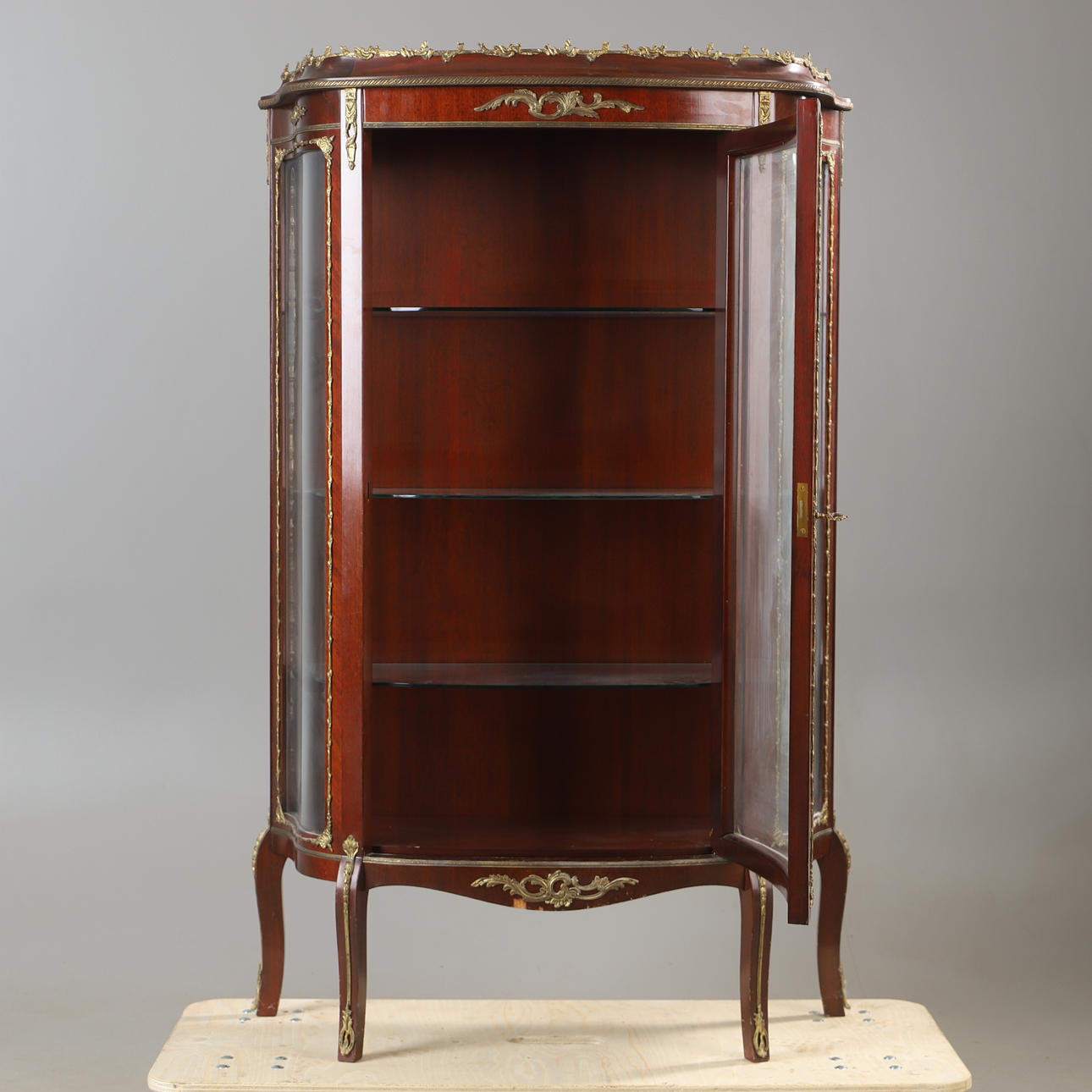 DISPLAY CABINET, mahogany with ormolu, Rococo style.