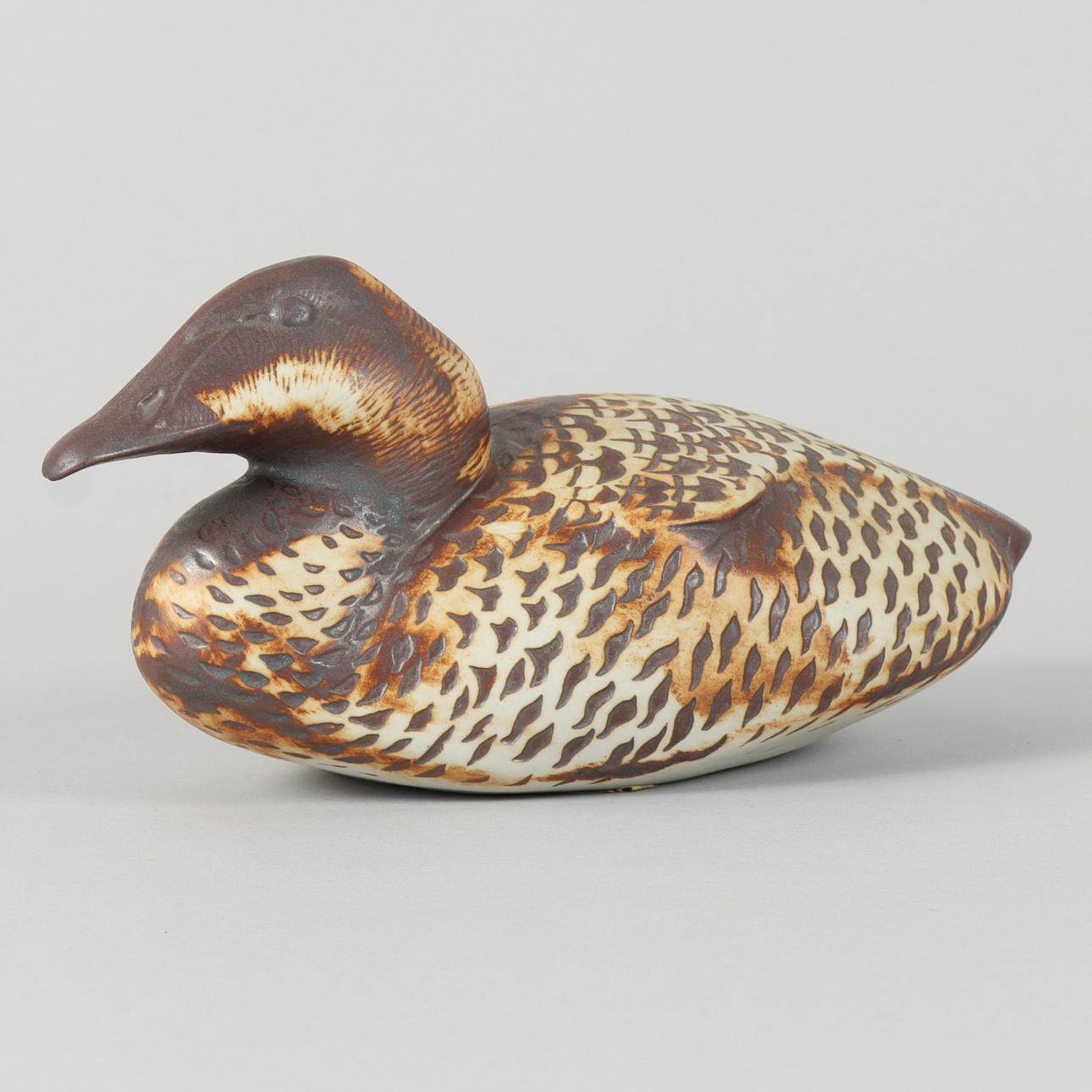 PAUL HOFF. Eider, ceramic, Gustavsberg, signed.