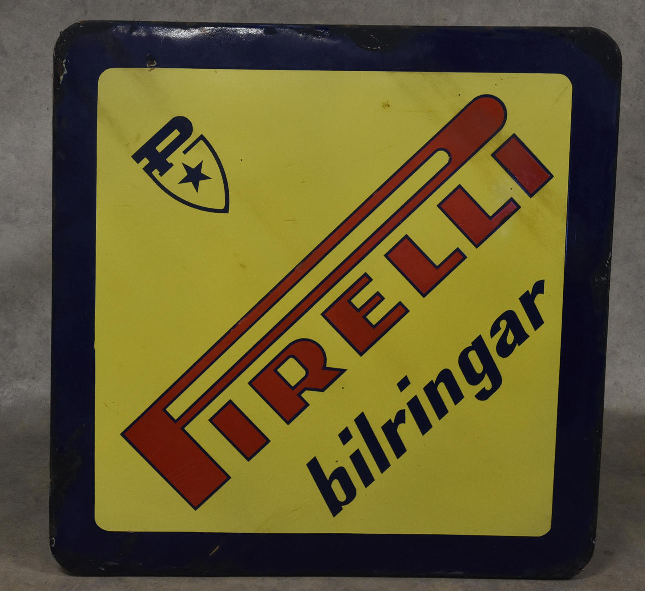 EMALJSKYLT, " Pirelli " bilringar, 1950 tal.
