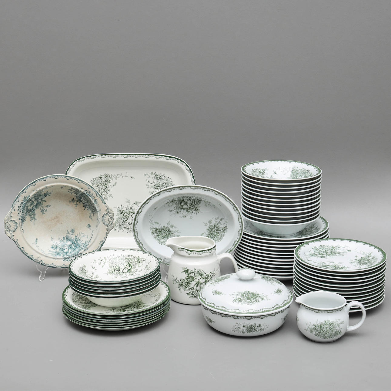 DINNERWARE, 50 pieces, "Grön Anna", Rörstrand.