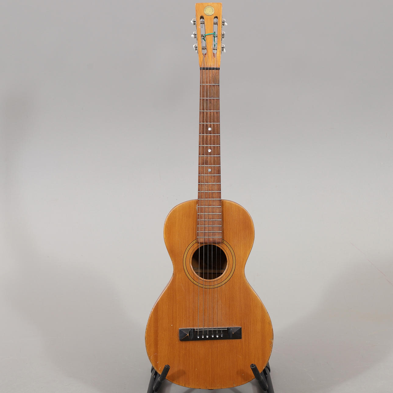 GITARR, Levin, 1900-talets mitt.